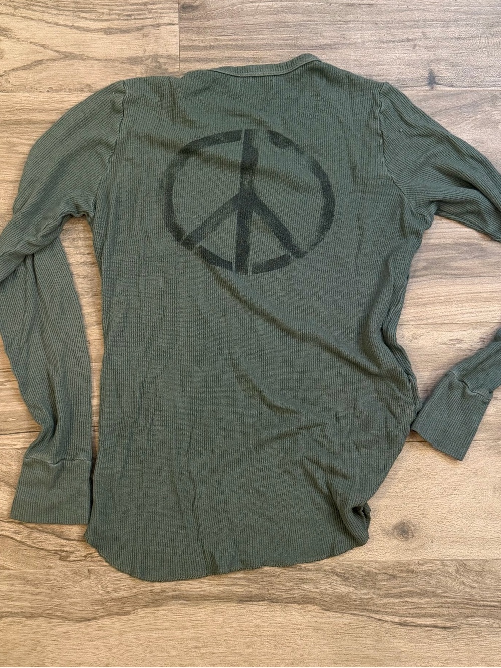 Lauren Moshi Olive Green MCKINLEY PEACE LOVE SPRAY Size L - Picture 8 of 9